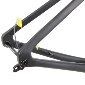 R1058D-700C-carbon-road-performance-frameset-3.jpg